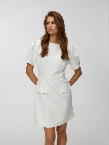 Robe VERO MODA en blanc : devant