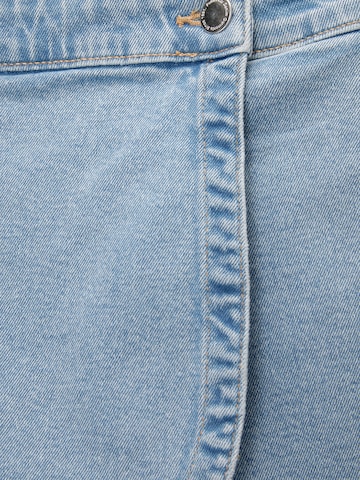 Pull&Bear Regular Shorts in Blau