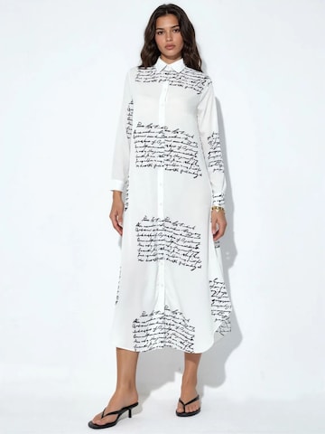 Abito camicia di MSN Collection in bianco: frontale