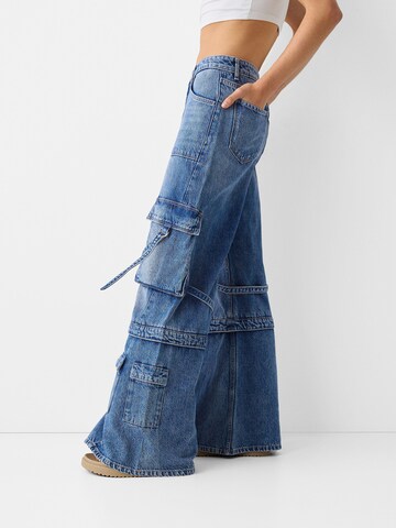 Bershka Wide leg Cargojeans i blå