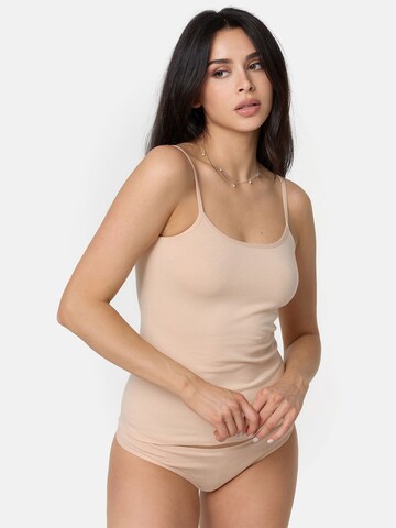 Tazzio Shorty 'F907' in Beige
