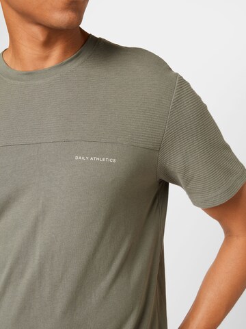 Only & Sons T-Shirt 'SILAS' in Grün