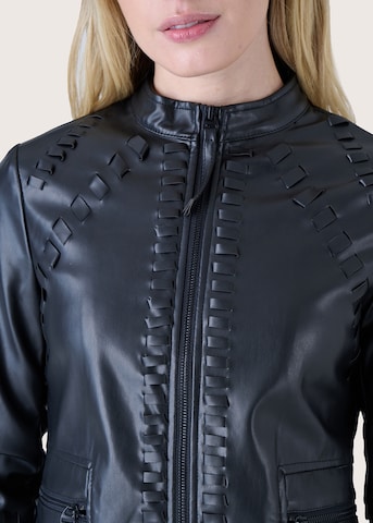 Camomilla Italia Between-season jacket 'GIL' in Black