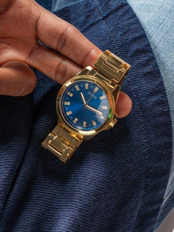 GUESS Analog watch 'CHAMP' in Gold
