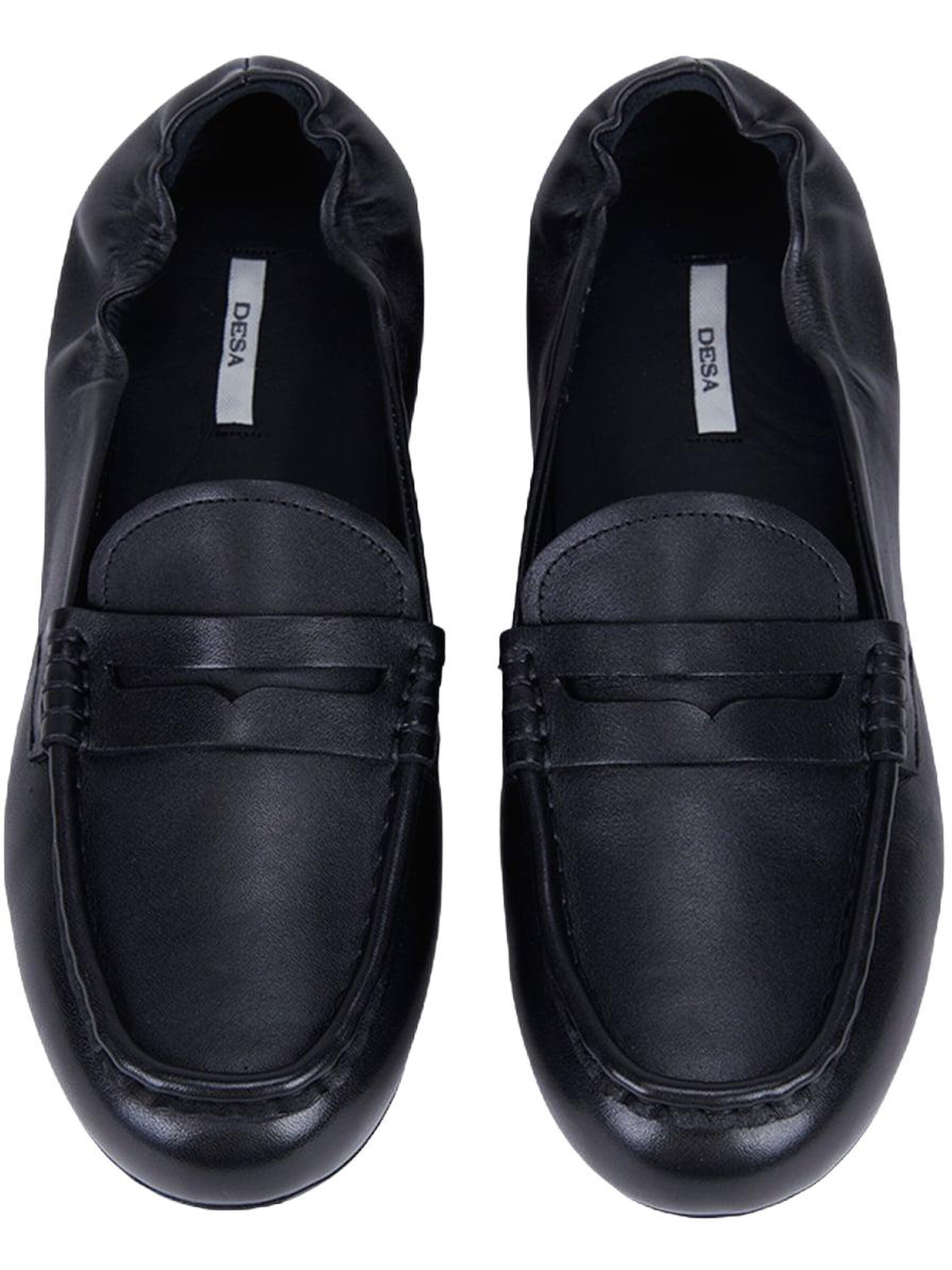 Desa Moccasins in Black
