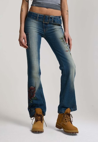 Ed Hardy Bootcut Jeans in Blau: Vorderseite