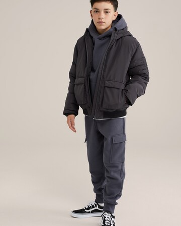 WE Fashion Конический (Tapered) Штаны в Серый