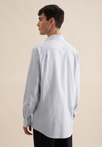 Coupe regular Chemise business SEIDENSTICKER en bleu