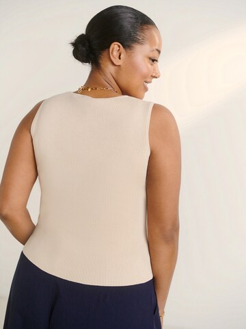Guido Maria Kretschmer Curvy Top 'FRAY' - bézs