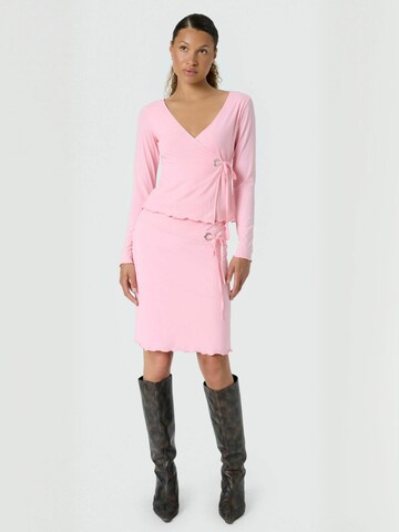 Résumé Tričko ' MoniqueRS ' – pink: přední strana