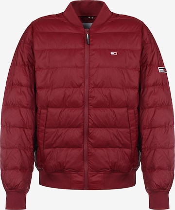 Tommy Jeans Between-Season Jacket in Red: front