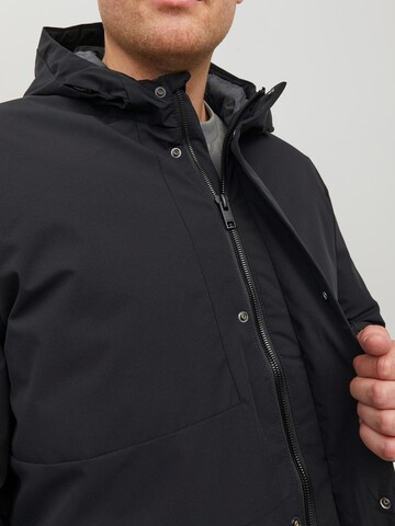 Jack & Jones Plus Zimska jakna 'Blatiger' | črna barva