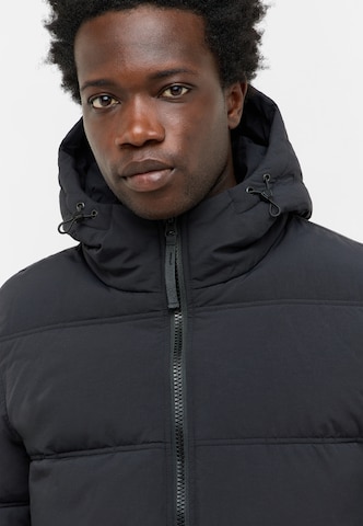 MUSTANG Winter Jacket 'Oakfield' in Black