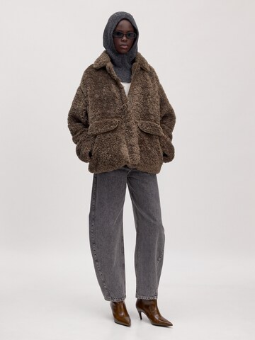 EDITED Muts 'Caja' in Grijs