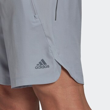 ADIDAS SPORTSWEAR Štandardný strih Športové nohavice 'Hiit' 'Hiit Mesh ' - Sivá