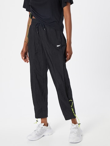 Regular Pantaloni sport de la Reebok pe negru: față