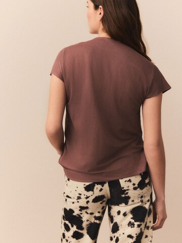 Tricou de la Next pe roz