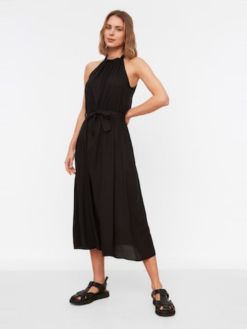 Robe Trendyol en noir : devant