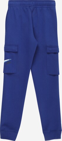 Effilé Pantalon Nike Sportswear en bleu