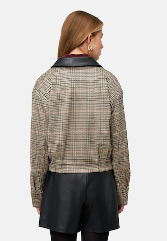 Blazer di zero in beige