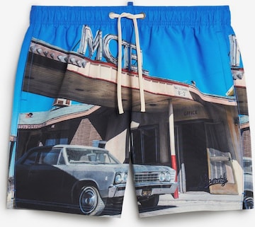 Shorts de bain Superdry en mélange de couleurs : devant