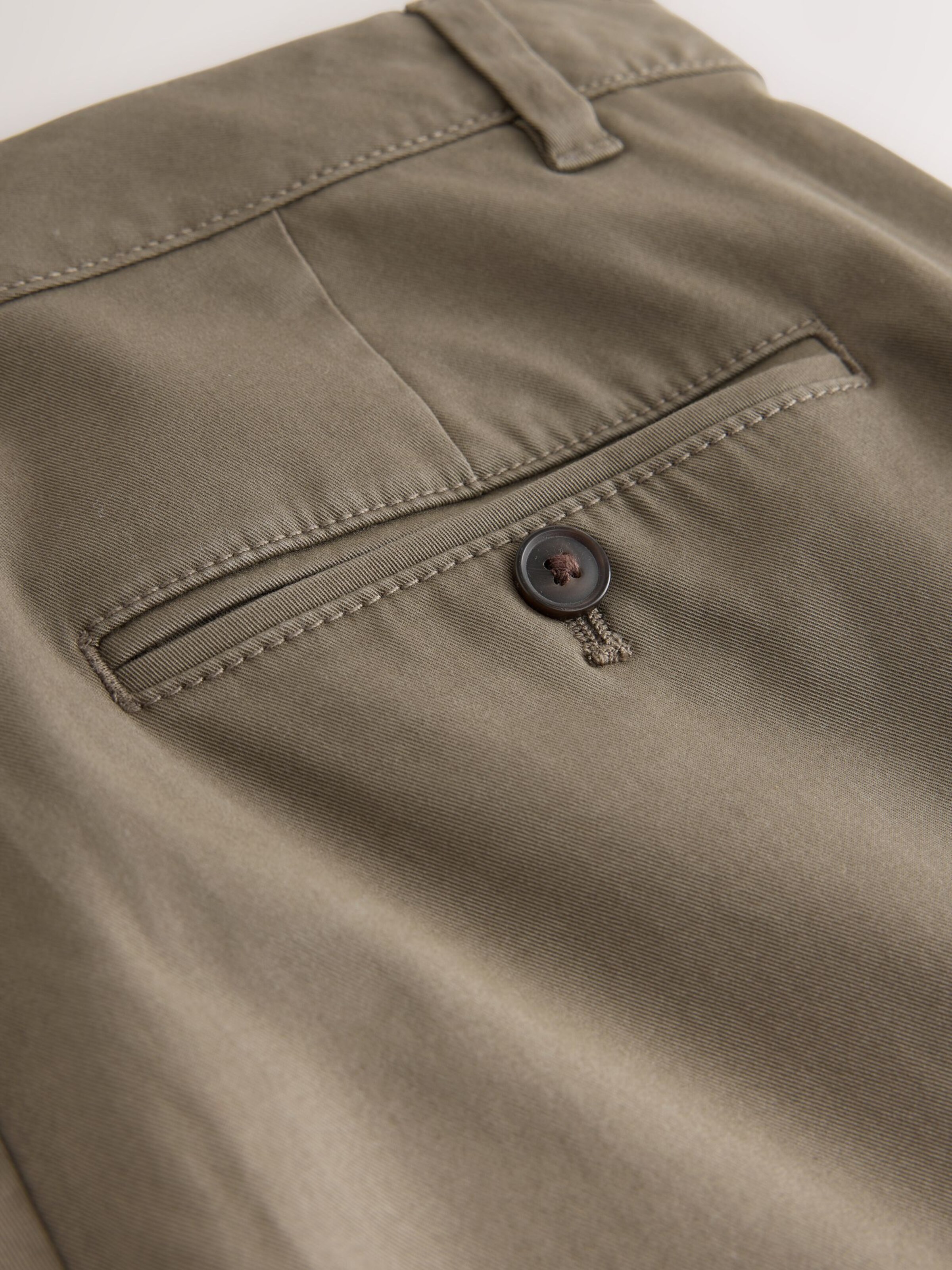 Regular Pantalon chino Next en marron