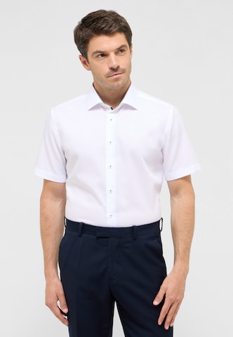 ETERNA Slim fit Button Up Shirt in White: front
