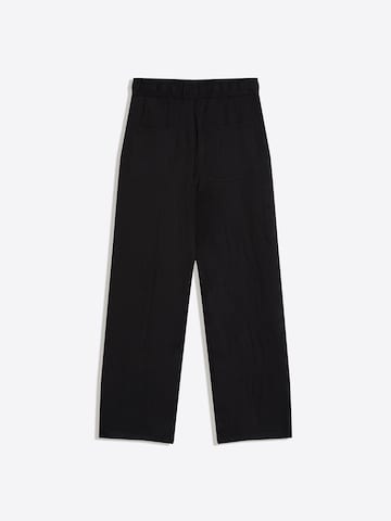 Bershka Baggy Byxa i svart