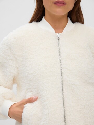 VERO MODA Between-season jacket 'VMKarla' in Black
