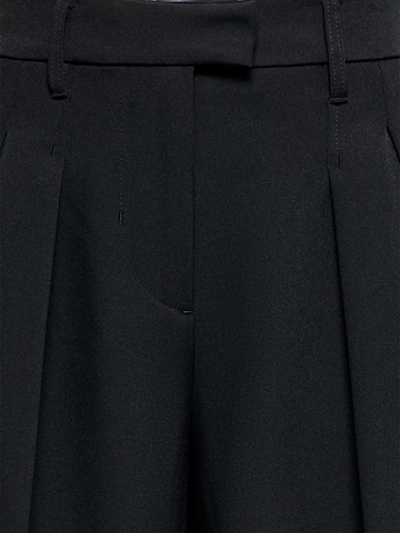 ONLY - Barrel Pantalón plisado 'ONLKIRSY' en negro