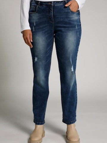 Ulla Popken Regular Jeans in Blauw: voorkant