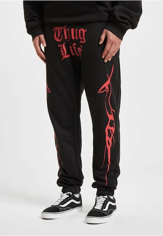 Thug Life Loosefit Sportbroek 'Thug Life Ink' in Zwart: voorkant