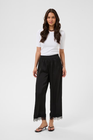 Kaffe - Pierna ancha Pantalón 'Thilde' en negro