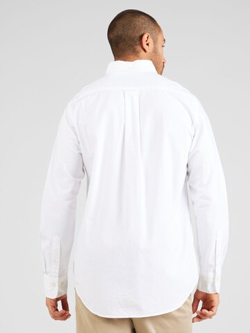 Coupe regular Chemise GANT en blanc