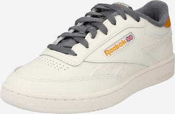 Baskets basses 'Club C Revenge' Reebok en blanc : devant