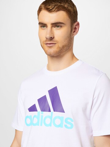 ADIDAS SPORTSWEAR - Camisa funcionais 'Essentials' em branco