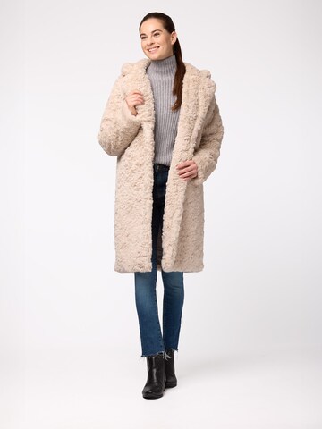 Suri Frey Fellmantel lang ' SFY Freyday ' in Beige: Vorderseite