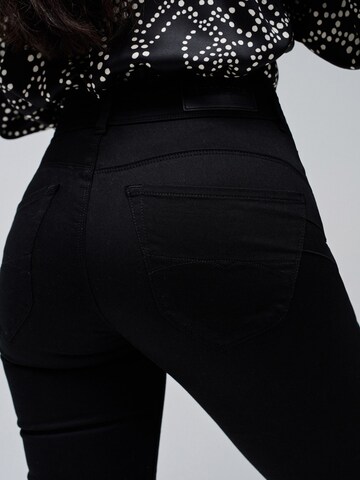 Regular Jean 'Secret' Salsa Jeans en noir