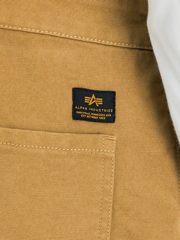 ALPHA INDUSTRIES Loosefit Latzhose in Grün