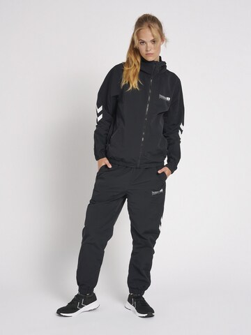 Hummel Sportjacke in Schwarz