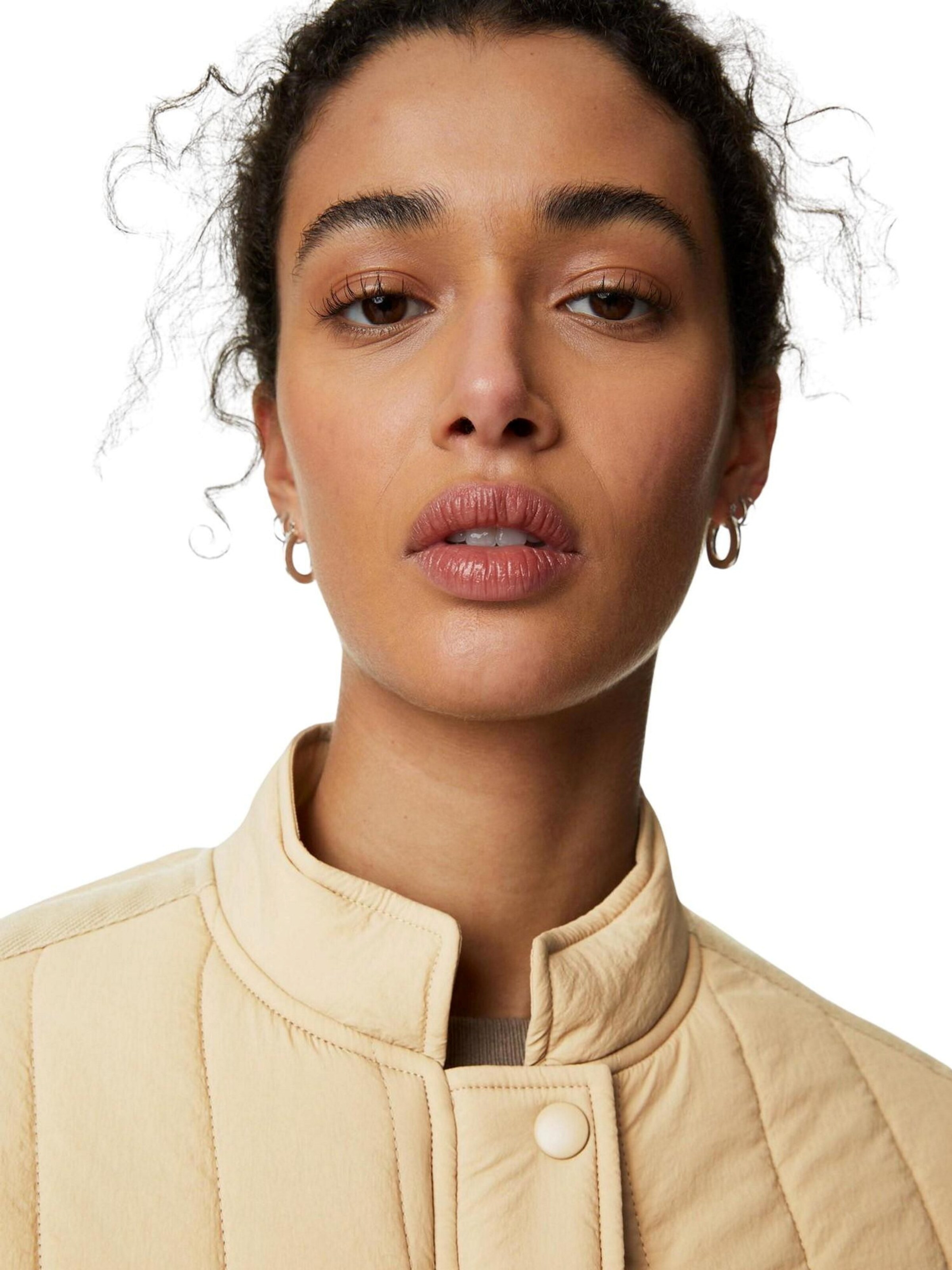 Marks & Spencer Tussenjas in Beige