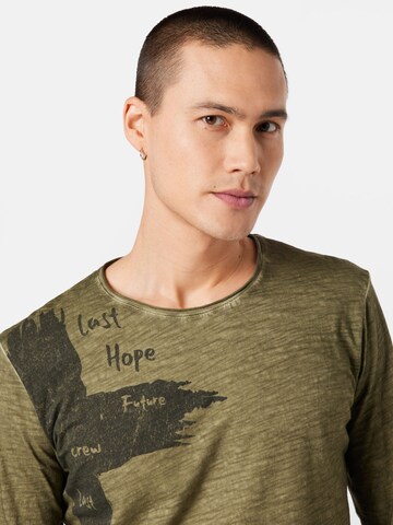 Tricou 'LEADER' de la Key Largo pe verde