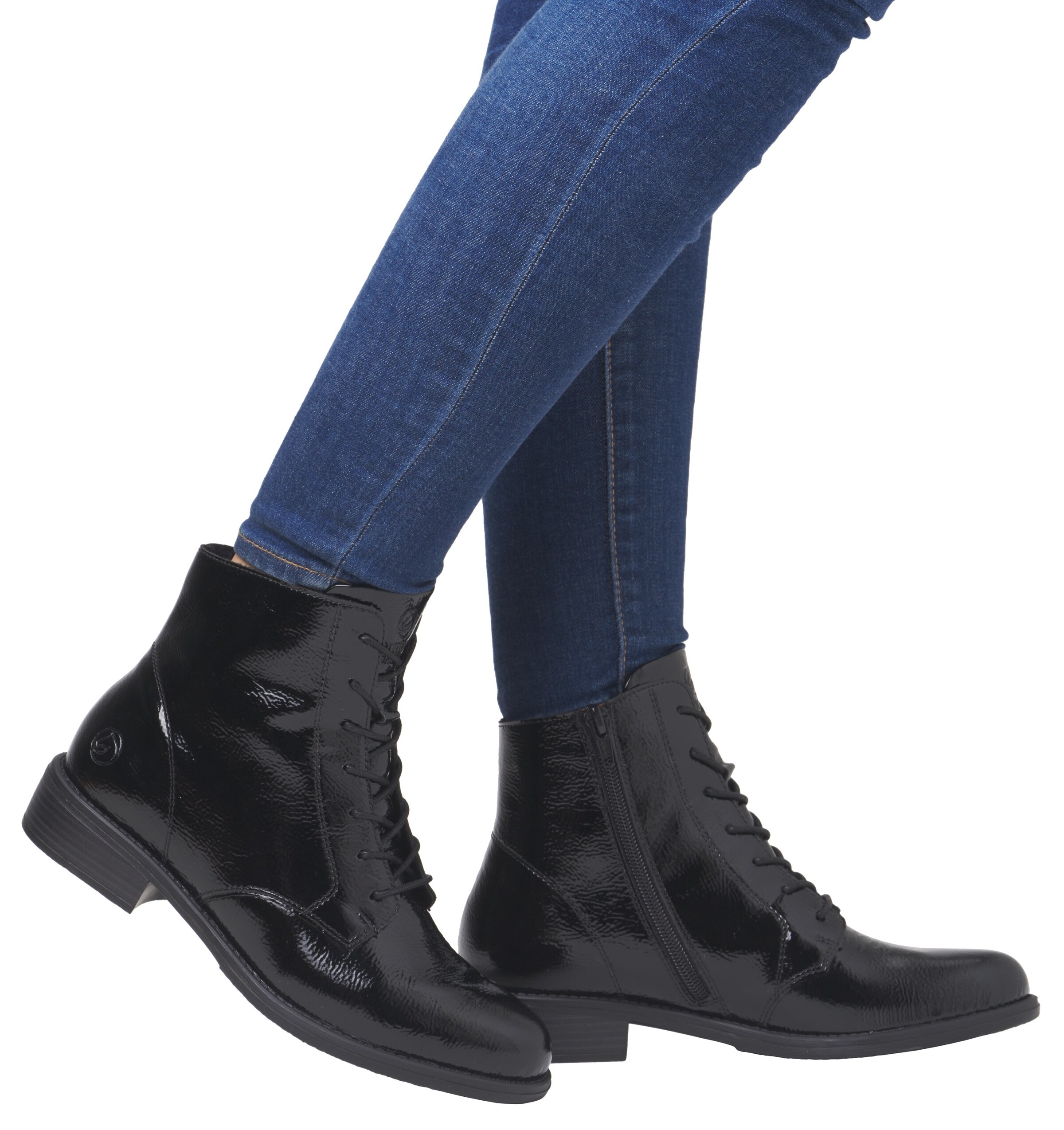 REMONTE Veterlaarsjes in Zwart: voorkant