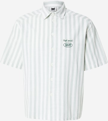 Kaotiko Regular Fit Paita 'BUT FIRST COCKTAILS' värissä vihreä: etupuoli