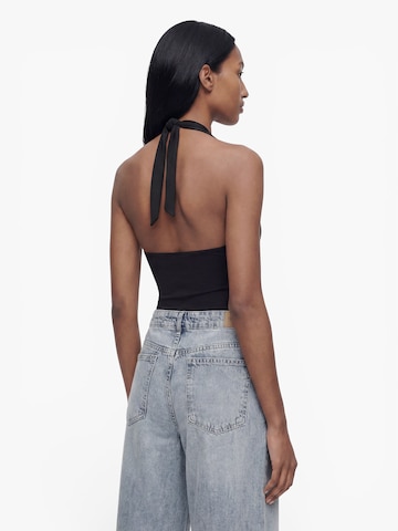 Top 'Fanny' de la studioselect pe negru