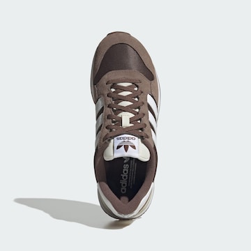 Baskets basses 'ZX 500 RS' ADIDAS ORIGINALS en marron