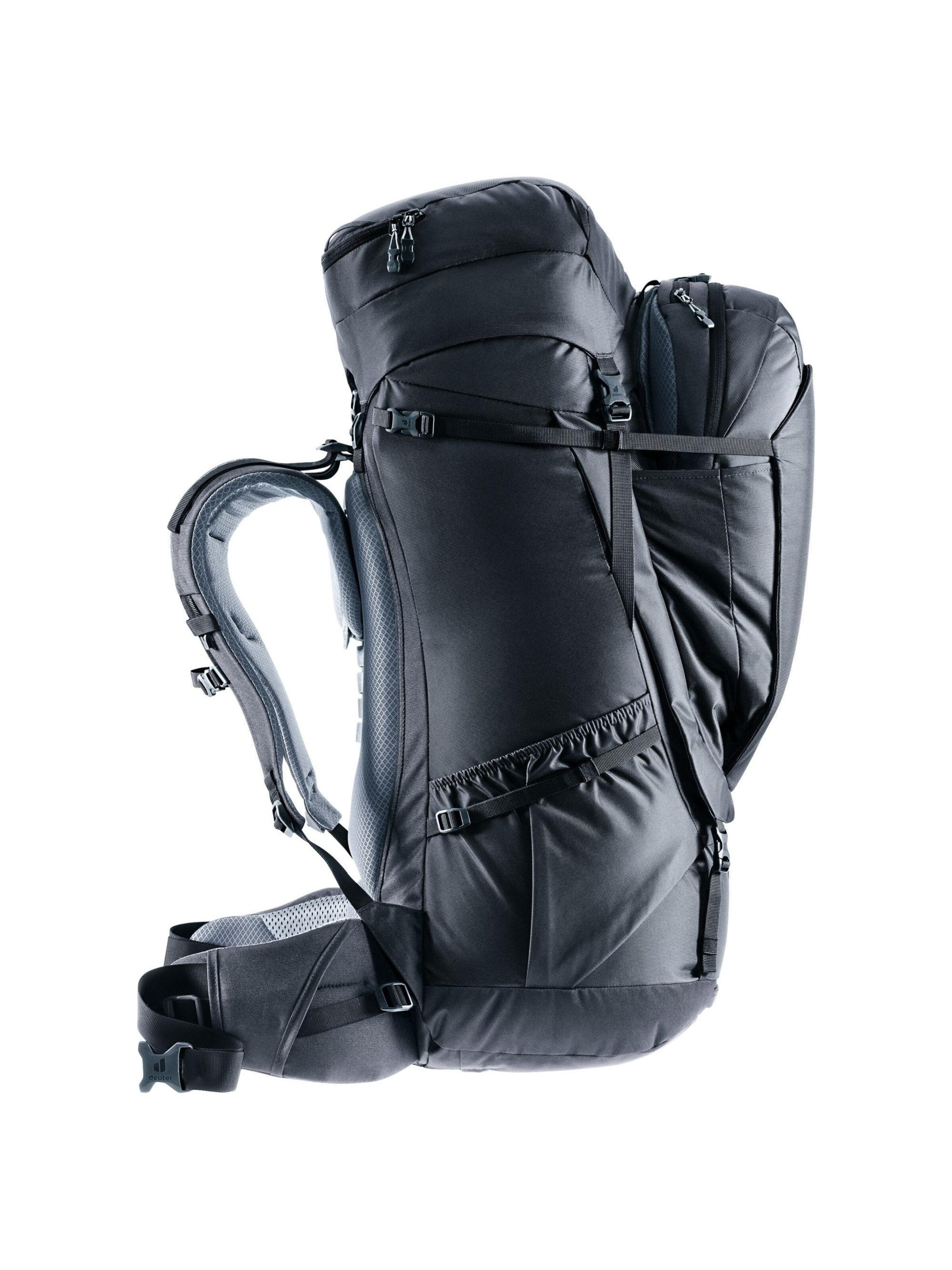 DEUTER Rucksack 'Voyager'‌‌‌‌‌‌‌‌‌‌ in Schwarz