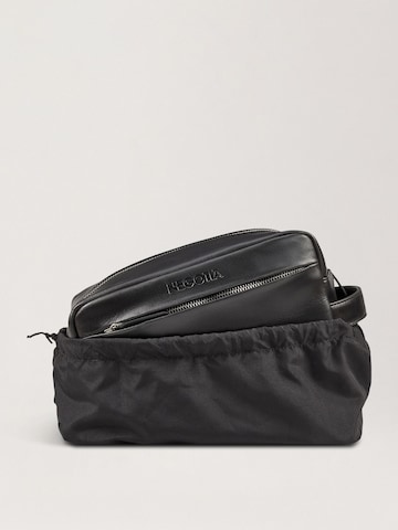 NEGOTIA Leather Toiletry Bag 'Mori' in Black