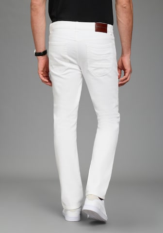 Bruno Banani Regular Jeans in White
