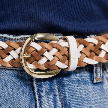 Tamaris Riem in Bruin